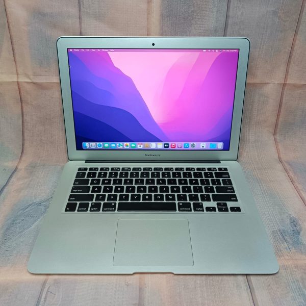 MACBOOK AIR 13″ 2015 Intel Core i5, 8GB RAM, 128GB SSD, Monterey