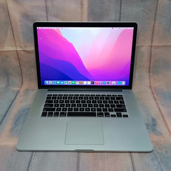 MACBOOK PRO Retina 2015 15″, Intel Core i7, 16GB, 500 GB SSD, Monterey – new Battery!