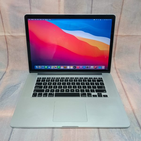 MACBOOK PRO Retina 2014 15″, Intel Core i7, 16GB, 500 GB SSD, Big Sur, Geforce – new Battery!