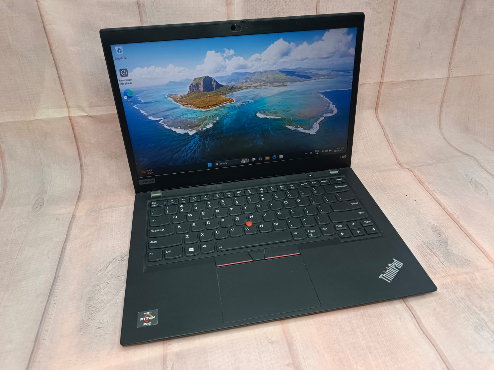 SPECIAL – LENOVO Thinkpad T495, 14″ TOUCH, AMD RYZEN 7, 16GB