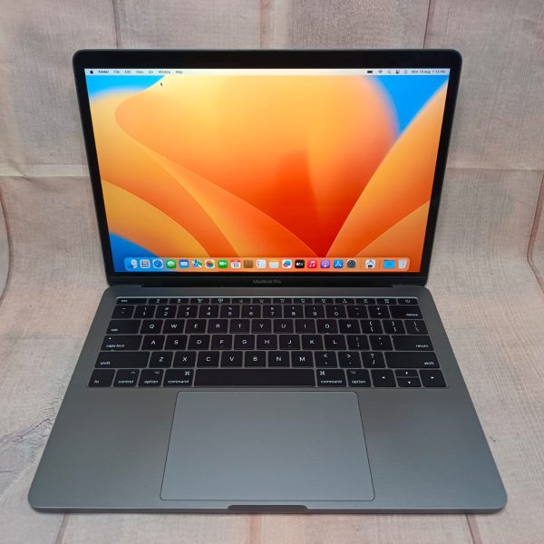 MACBOOK PRO RETINA 2017 13″, Intel Core i5, 8GB, 256 GB SSD, MacOS Ventura – New Battery!
