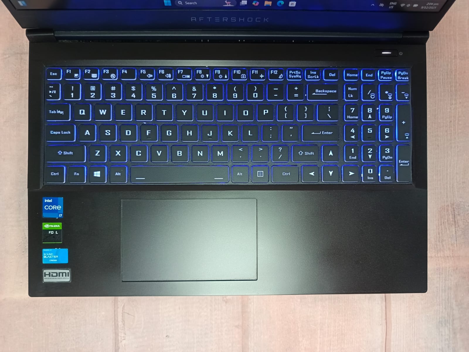 Aftershock Gaming Laptop 15.6" 144Hz, Intel i7-11th, 16 GB RAM, 512 GB SSD, Geforce RTX 3050, Win11 - Image 4