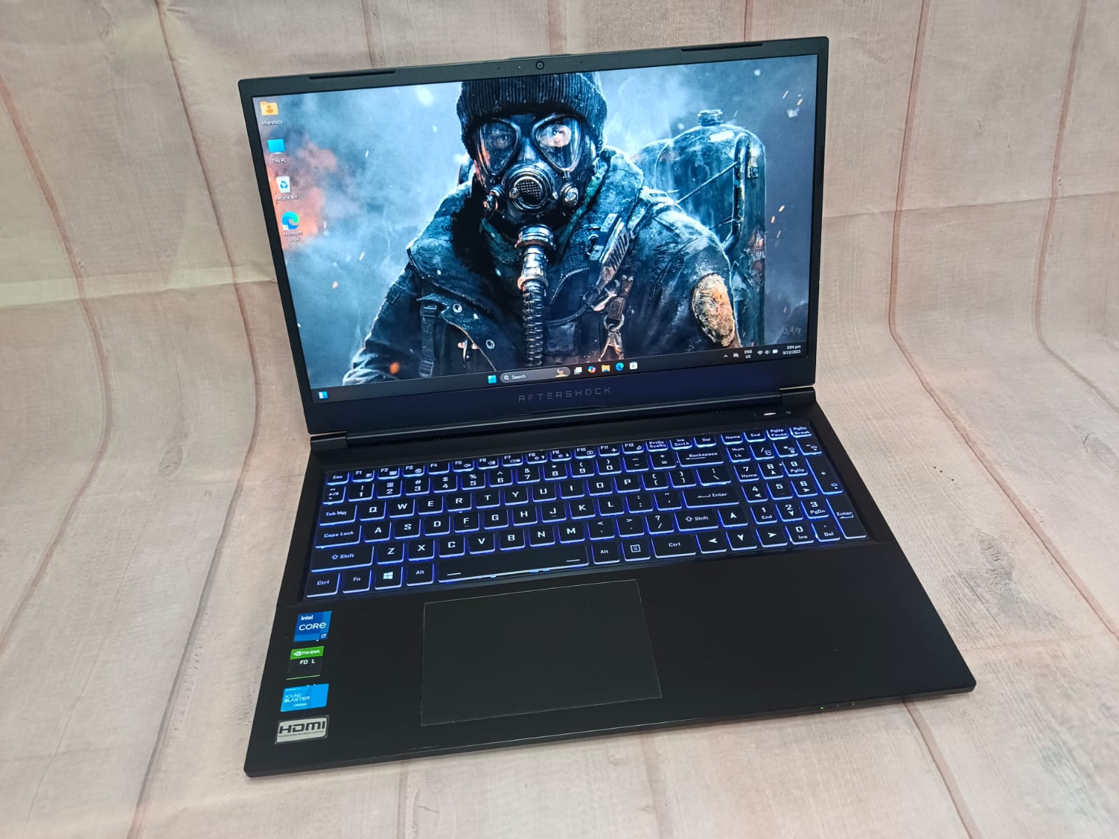 Aftershock Gaming Laptop 15.6" 144Hz, Intel i7-11th, 16 GB RAM, 512 GB SSD, Geforce RTX 3050, Win11 - Image 8