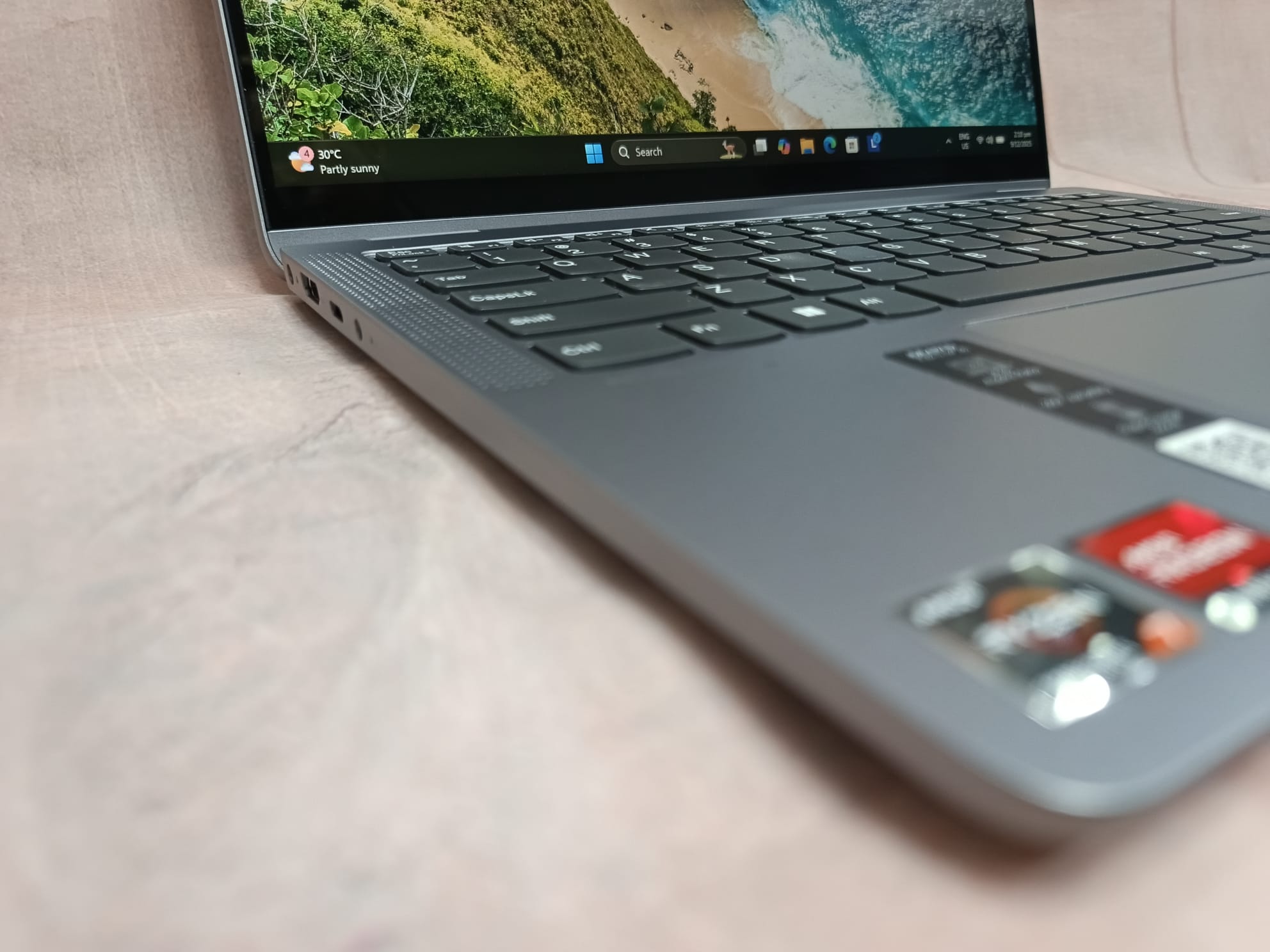 *Only 1 unit* Lenovo IdeaPad FLEX 5, 2-in-1 Laptop, 14" Touch, AMD Ryzen 7, 16 GB RAM, 512 GB SSD, Win11 - with WARRANTY - Image 10