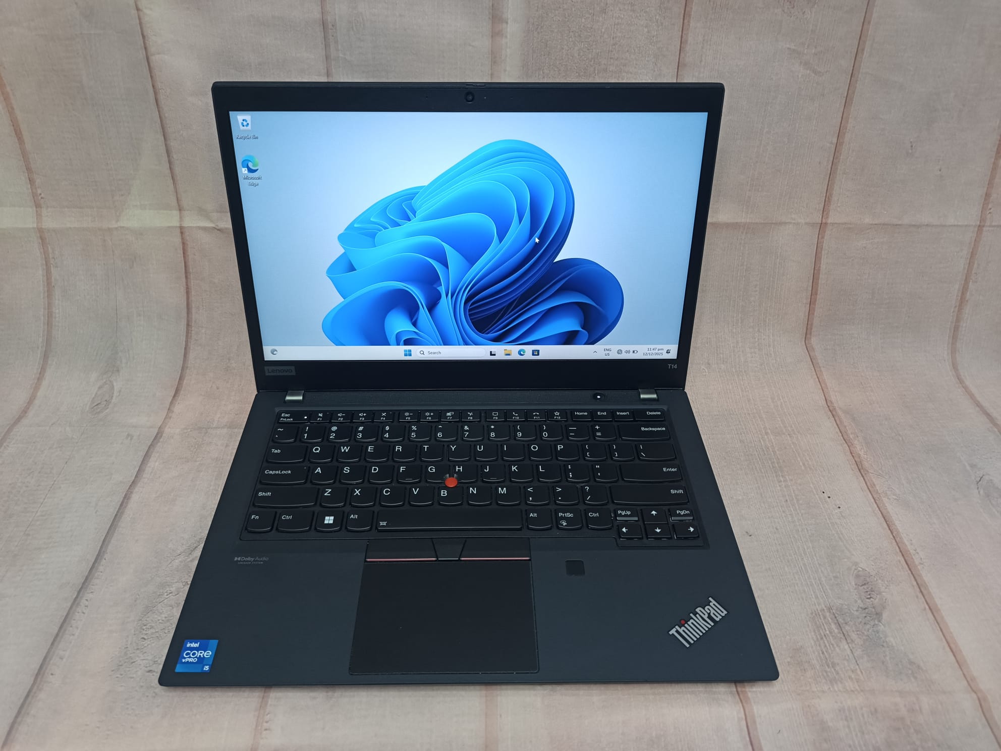 ^ XMAS SALE ^ LENOVO ThinkPad T14 Gen2, 14" TOUCH Screen, Intel i5-11th, 16GB RAM, 256GB SSD, Win11 - Image 2