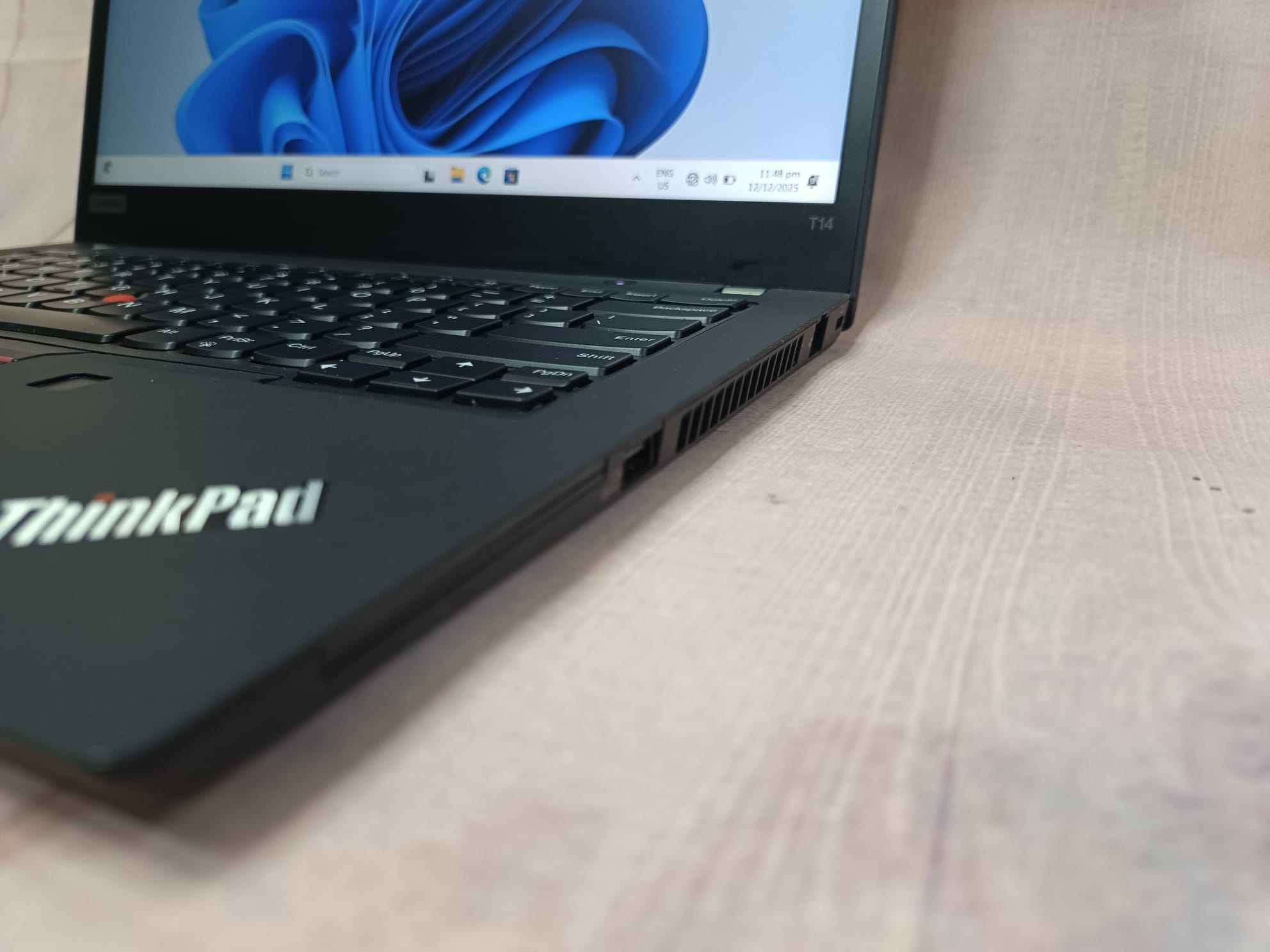 ^ XMAS SALE ^ LENOVO ThinkPad T14 Gen2, 14" TOUCH Screen, Intel i5-11th, 16GB RAM, 256GB SSD, Win11 - Image 9