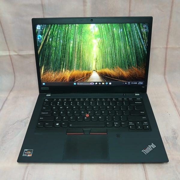 - SPECIAL - LENOVO Thinkpad T14, 14", AMD RYZEN 7, 16GB, 256GB SSD, Win11, AMD Radeon Graphics