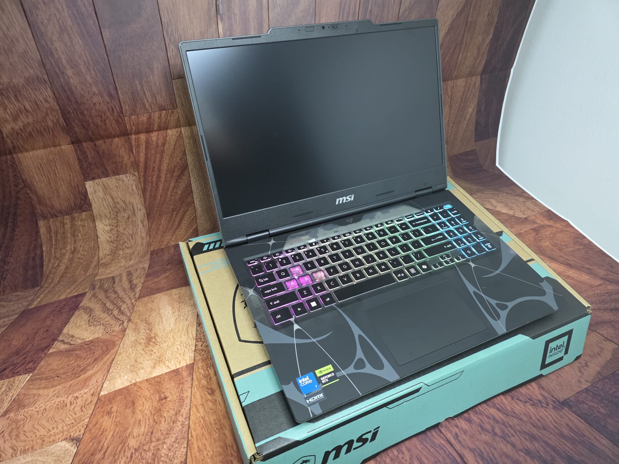 MSI Cyborg Gaming Laptop, 15.6" 144Hz, Intel Core7 240H, 16GB RAM, 1TB SSD, Geforce RTX 5060, Windows 11 - Warranty 2027 - Image 4