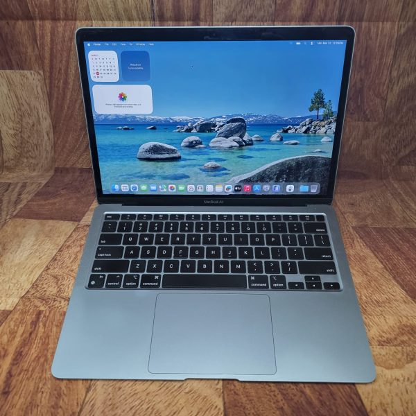 Macbook Air 2020 13″, M1, 16GB, 512 SSD, Tahoe OS