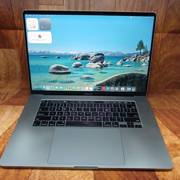 MACBOOK PRO RETINA 2019, 16", TOUCHBAR, Intel i9, 16GB, 1 TB SSD, Radeon Graphics, Tahoe OS - new battery!