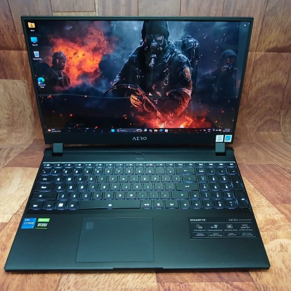 GIGABYTE AERO GAMING Laptop,15.6, Intel i7, 16GB RAM, 1TB SSD, Geforce RTX 3070, Win11
