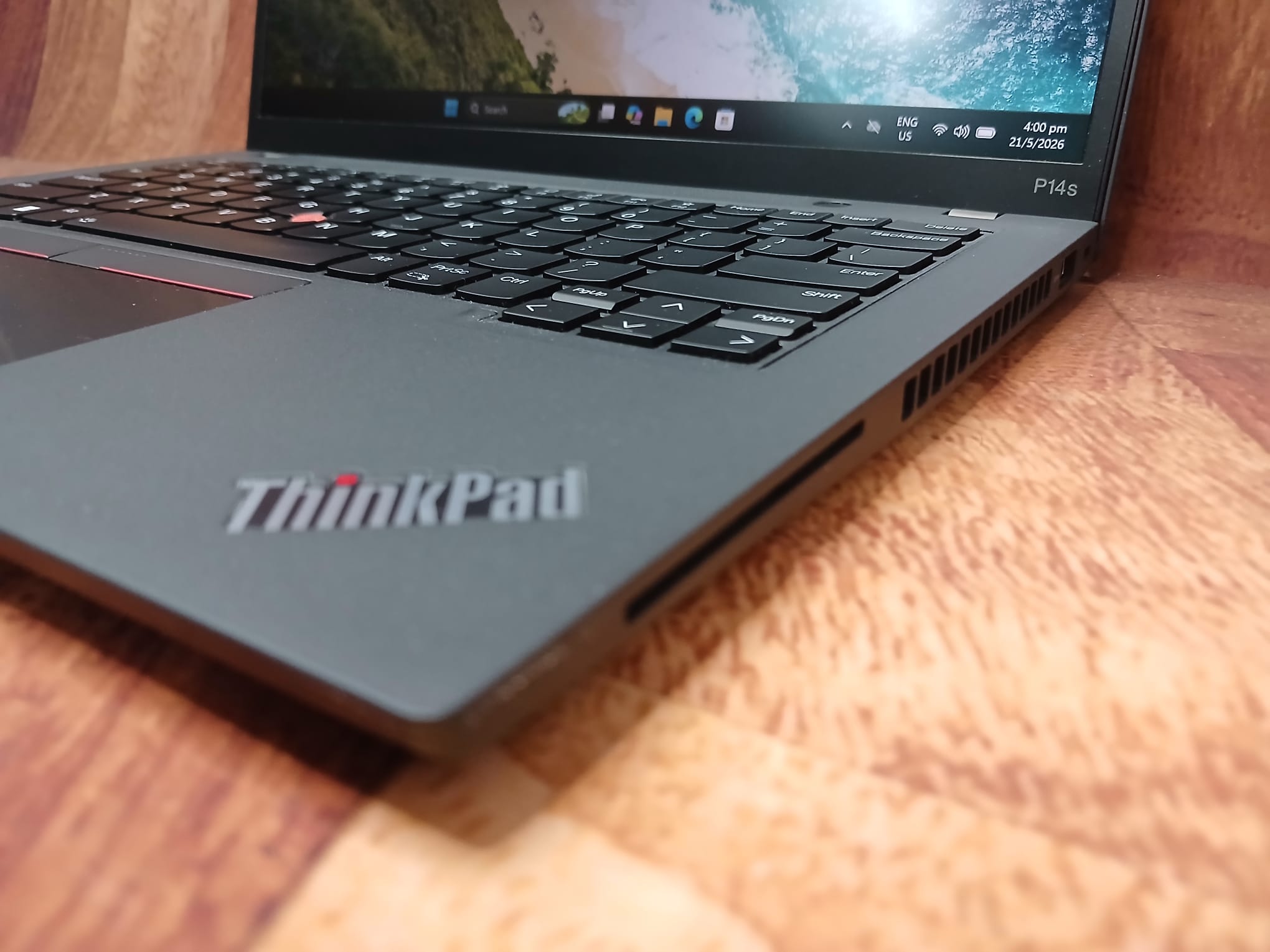 - WORK- LENOVO P14s Gen3, 14" Screen, Intel i7-12th, 16GB RAM, 512GB SSD, Nvidia T550 Graphics, Win11 - Image 8
