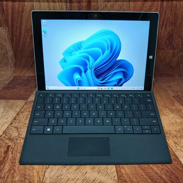 Microsoft Surface 3 Tablet , 10.8” Touch-Screen, Intel Atom, 4GB, 128 GB SSD, Win10