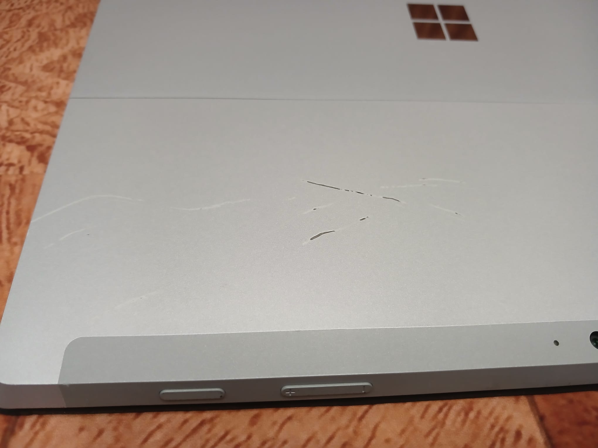 Microsoft Surface 3 Tablet , 10.8” Touch-Screen, Intel Atom, 4GB, 128 GB SSD, Win10 - Image 5
