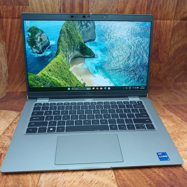 *Only 1 unit* Dell Latitude 5320, 13.3″ TOUCH, Intel i7-11th Gen, 16 GB RAM, 256 GB SSD, Win 11