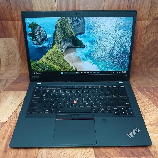 *Only 1 unit* Lenovo Thinkpad T14, 14" TOUCH, Intel i7-10th Gen, 16GB, 256GB SSD, Win11