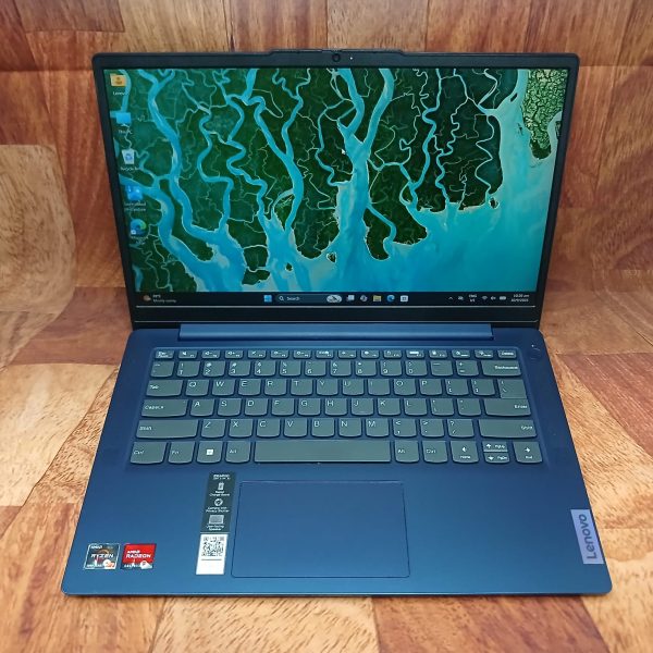 *Only 1 unit* Lenovo Ideapad Slim 3, 14", AMD Ryzen 7 5825u, 16GB, 512GB SSD, Radeon Graphics, Win11