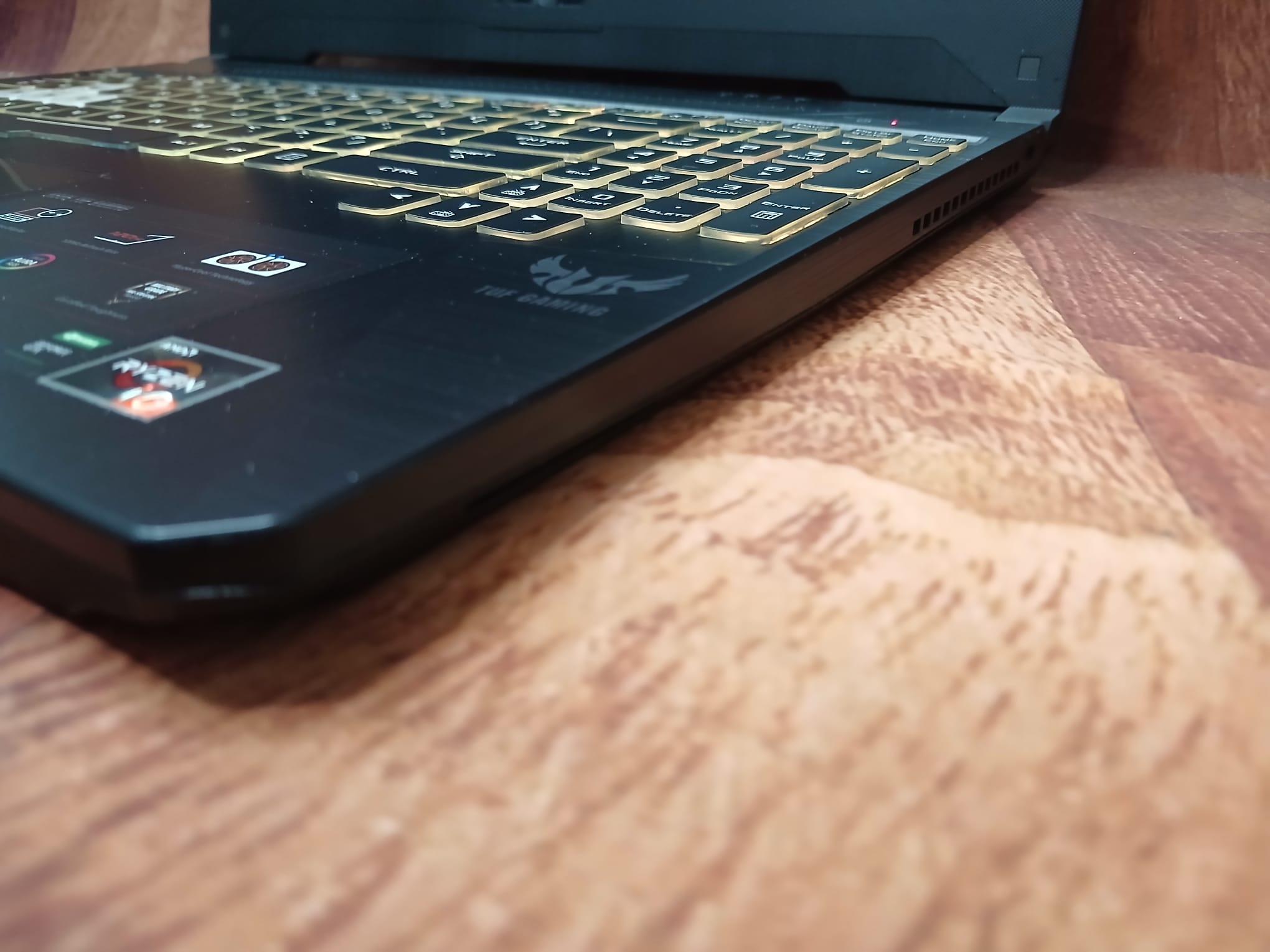 ASUS TUF Gaming Laptop 15.6", Ryzen 7 3750H, 16GB, SSD+HDD, Geforce GTX 1660Ti, Win11, 120Hz - Image 5