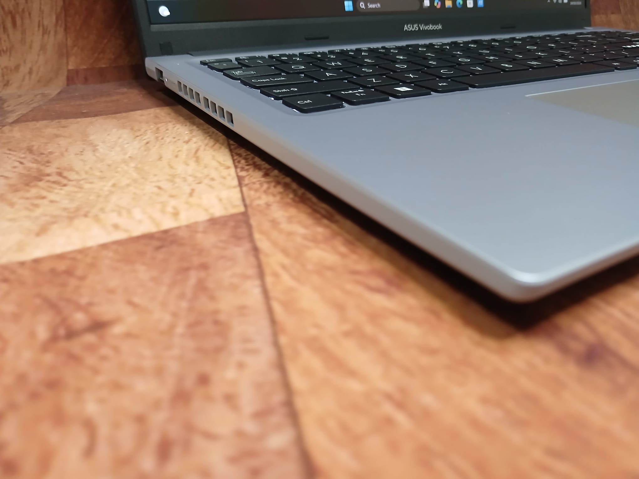 *Only 1 unit* Asus Vivobook X15, 15.6", Intel i7-12th Gen, 16GB RAM, 512 GB SSD, Win11 - Image 6