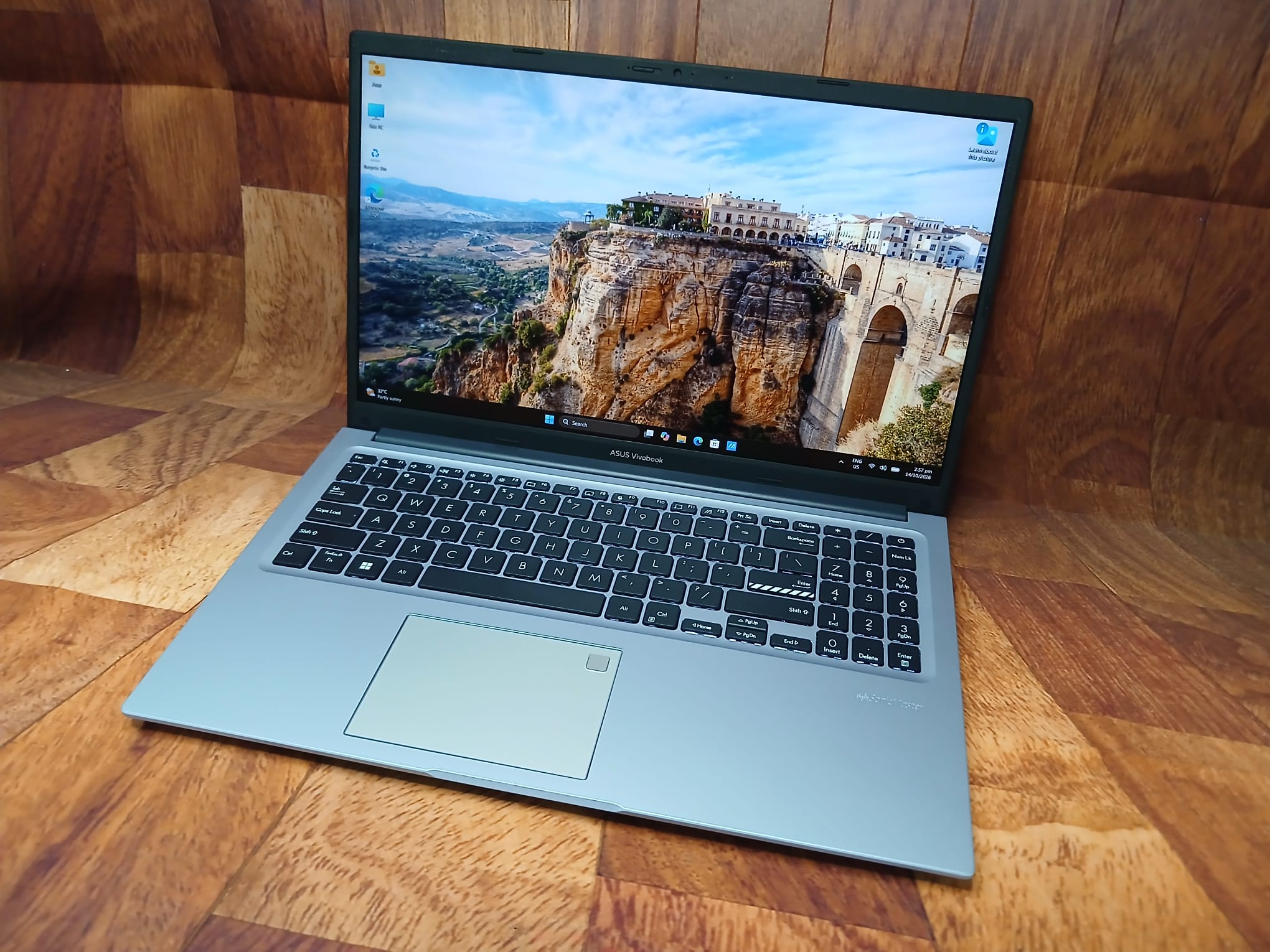 *Only 1 unit* Asus Vivobook X15, 15.6", Intel i7-12th Gen, 16GB RAM, 512 GB SSD, Win11 - Image 8