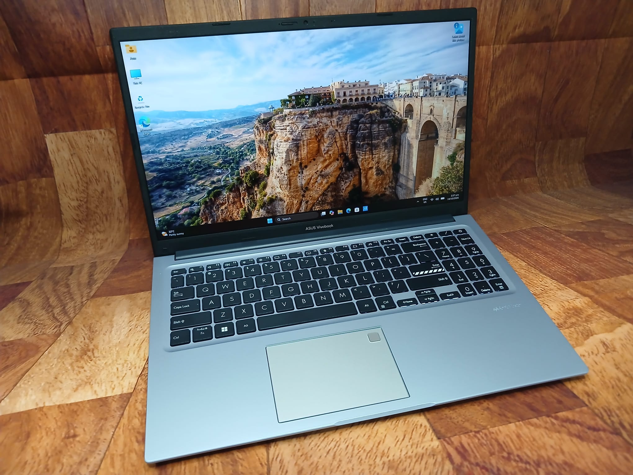 *Only 1 unit* Asus Vivobook X15, 15.6", Intel i7-12th Gen, 16GB RAM, 512 GB SSD, Win11 - Image 9